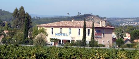 Situé a l'entrée de Vidauban un Hôtel très sympathique